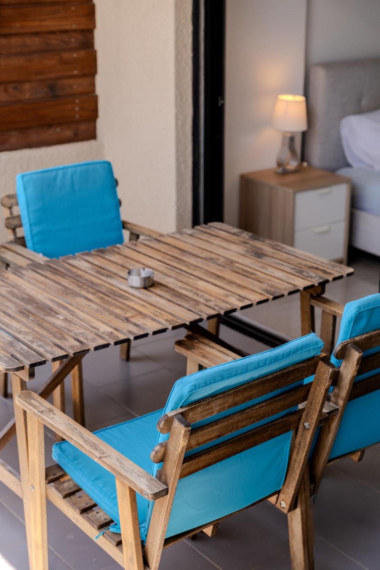 Lazaros Suite Downtown Larnaca Exterior photo